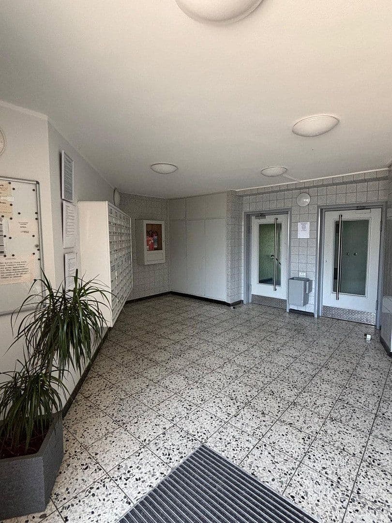 3 bedroom flat to rent, 65 m², Drei Knappen 18, Oberhausen, North Rhine-Westphalia 3 bedroom flat to rent, 65 m², Drei Knappen 18, Oberhausen, North Rhine-Westphalia