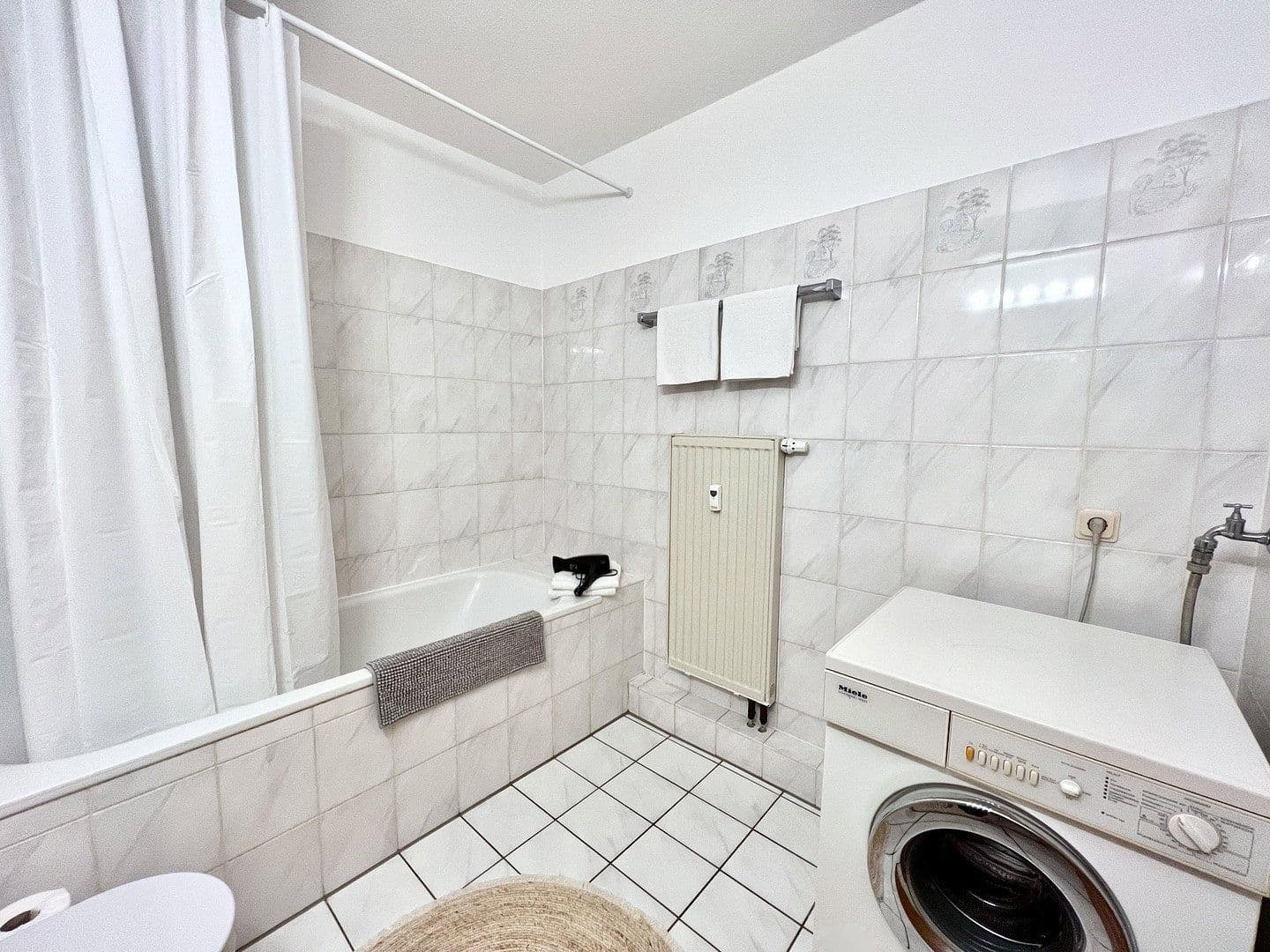 Studio flat to rent, 45 m², Ratingen, North Rhine-Westphalia Studio flat to rent, 45 m², Ratingen, North Rhine-Westphalia