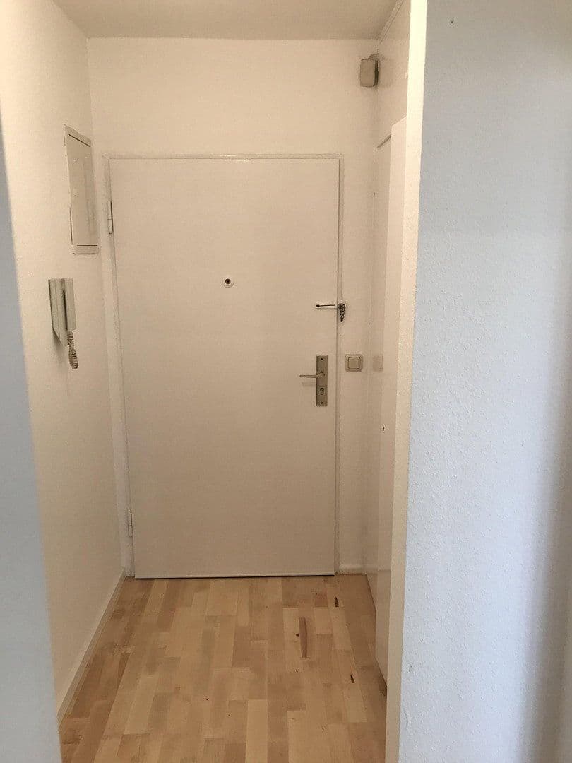 1 bedroom flat to rent, 34 m², Hügelstraße 251, Frankfurt am Main, Hesse 1 bedroom flat to rent, 34 m², Hügelstraße 251, Frankfurt am Main, Hesse