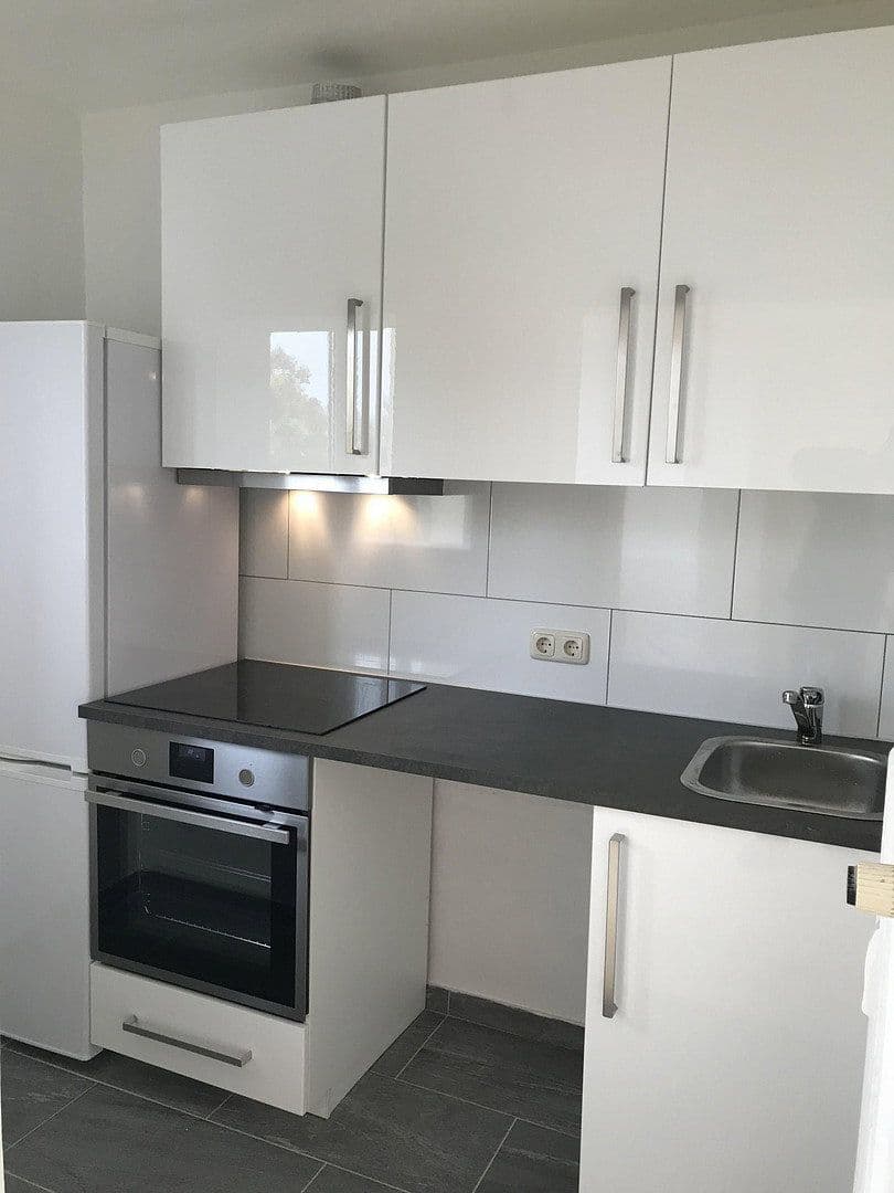 1 bedroom flat to rent, 34 m², Hügelstraße 251, Frankfurt am Main, Hesse 1 bedroom flat to rent, 34 m², Hügelstraße 251, Frankfurt am Main, Hesse