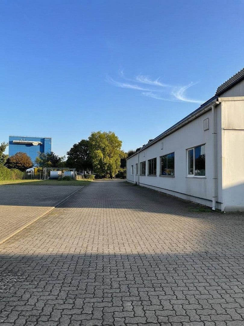 plot to rent, 2,200 m², Alter Postweg 30, Buxtehude, Lower Saxony plot to rent, 2,200 m², Alter Postweg 30, Buxtehude, Lower Saxony