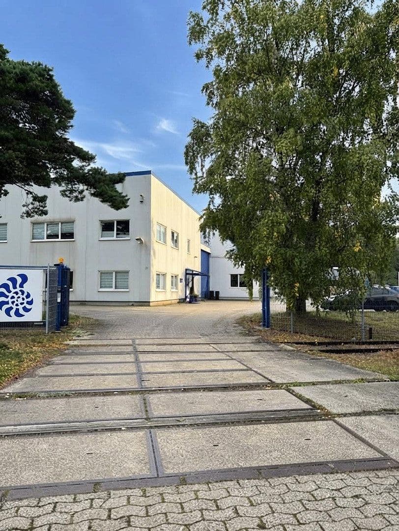 plot to rent, 2,200 m², Alter Postweg 30, Buxtehude, Lower Saxony plot to rent, 2,200 m², Alter Postweg 30, Buxtehude, Lower Saxony
