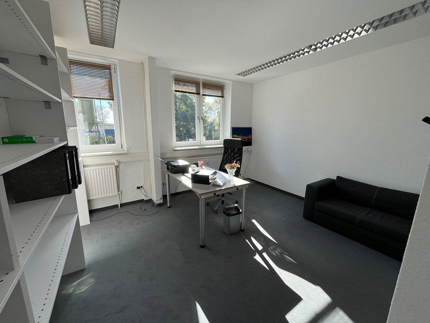 office to rent, 16 m², Wentorf bei Hamburg, Schleswig-Holstein office to rent, 16 m², Wentorf bei Hamburg, Schleswig-Holstein