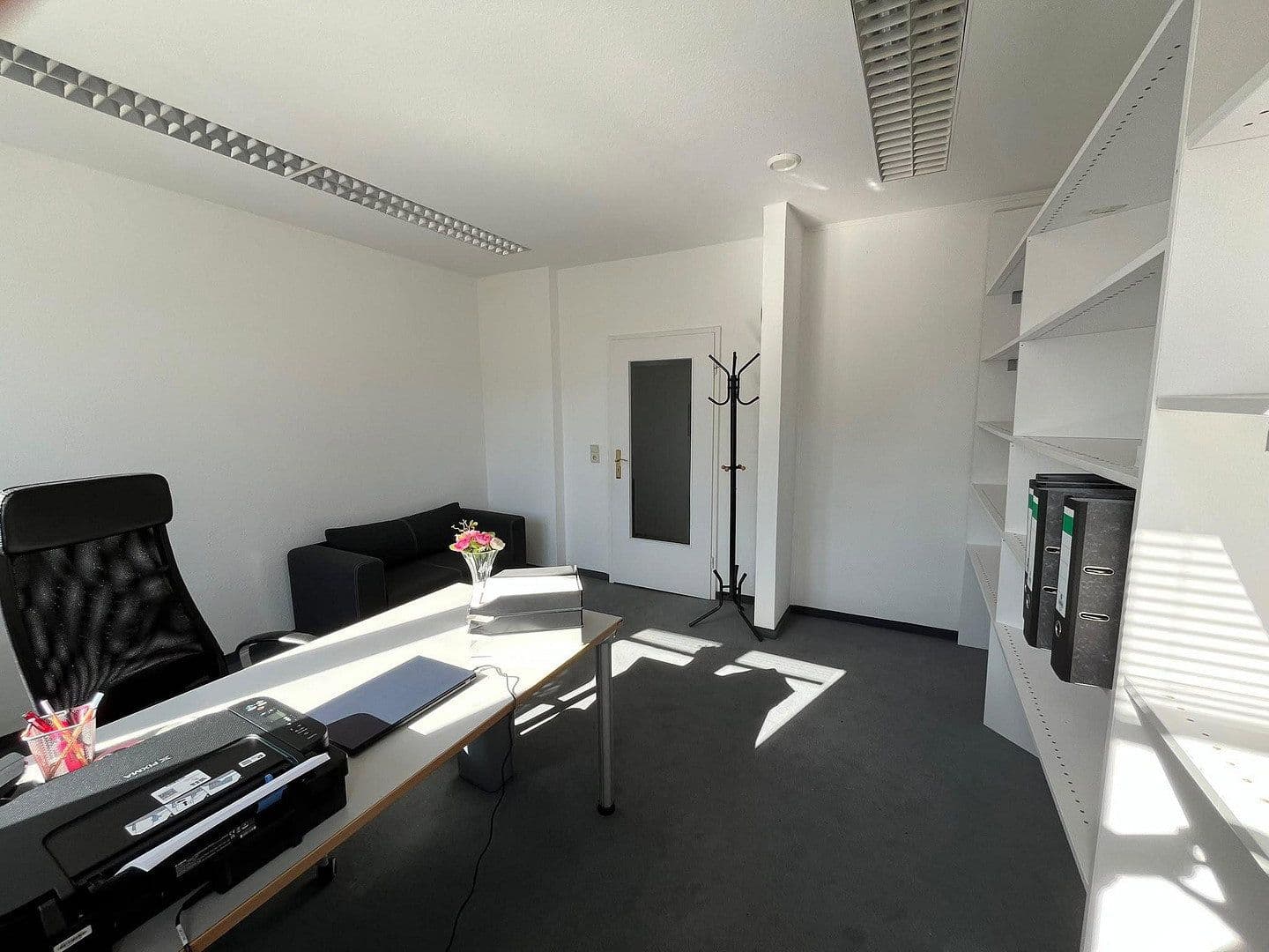 office to rent, 16 m², Wentorf bei Hamburg, Schleswig-Holstein office to rent, 16 m², Wentorf bei Hamburg, Schleswig-Holstein