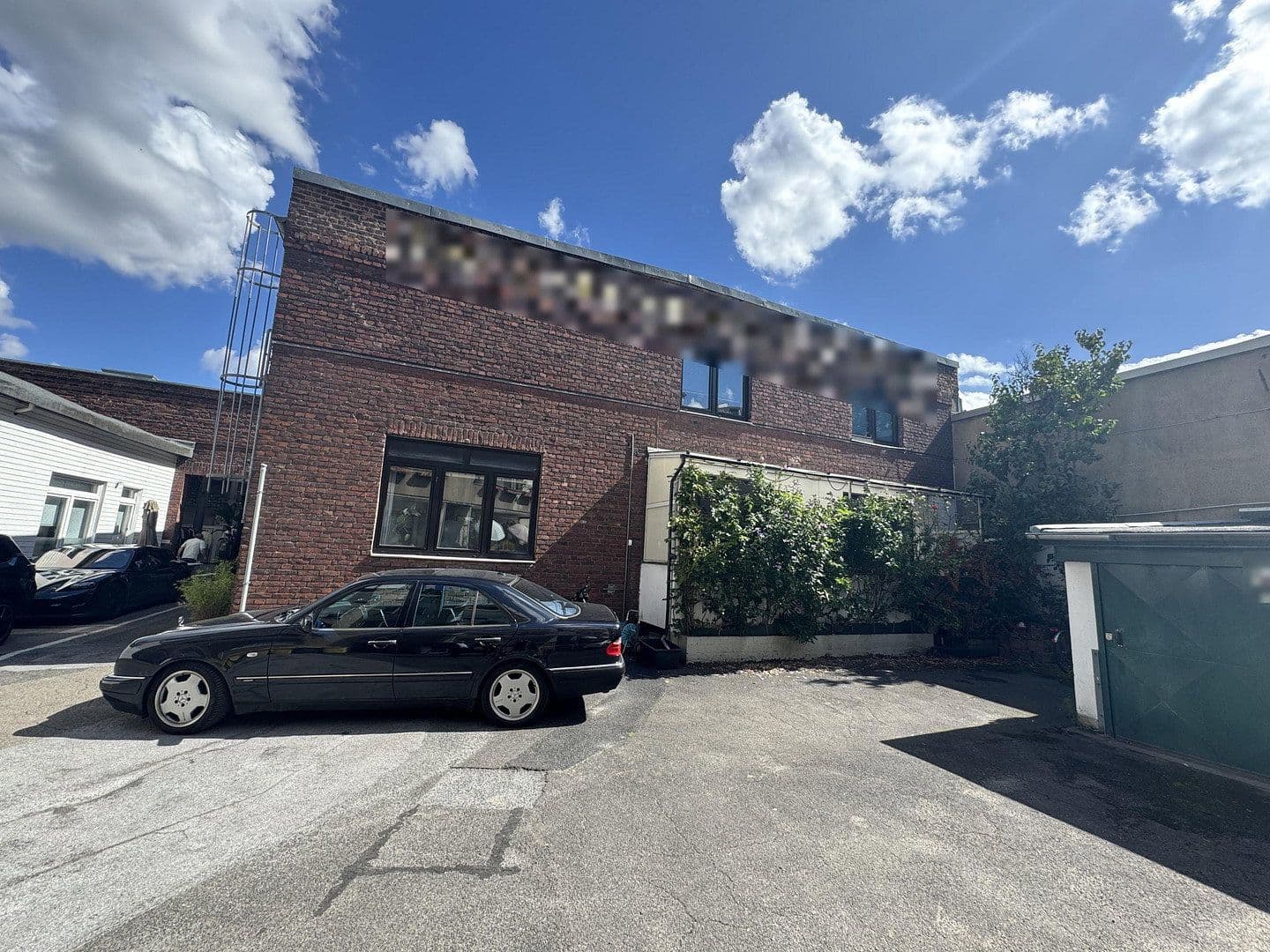 non-residential property for sale, 100 m², Volmerswerther Straße xx, Düsseldorf, North Rhine-Westphalia non-residential property for sale, 100 m², Volmerswerther Straße xx, Düsseldorf, North Rhine-Westphalia