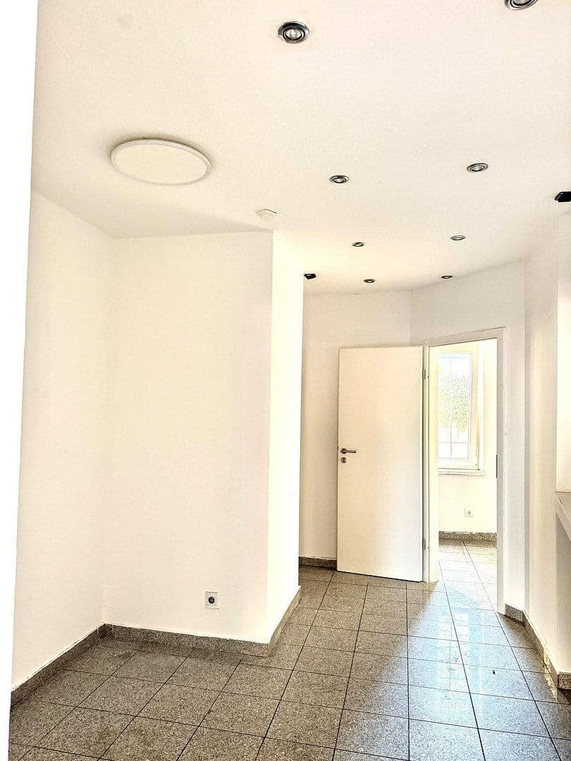 non-residential property to rent, 70 m², Allersberger Str. 111, Nürnberg, Bavaria non-residential property to rent, 70 m², Allersberger Str. 111, Nürnberg, Bavaria