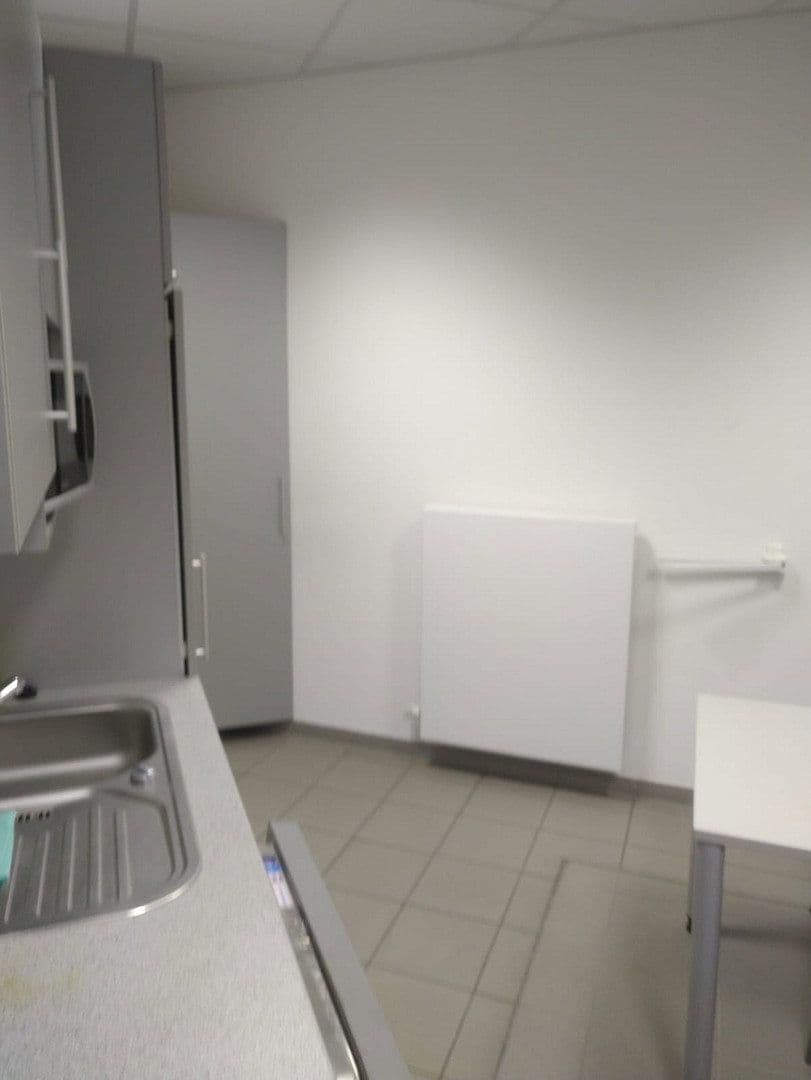 office to rent, 67 m², Poststraße 6, Berga-Wünschendorf, Thuringia office to rent, 67 m², Poststraße 6, Berga-Wünschendorf, Thuringia