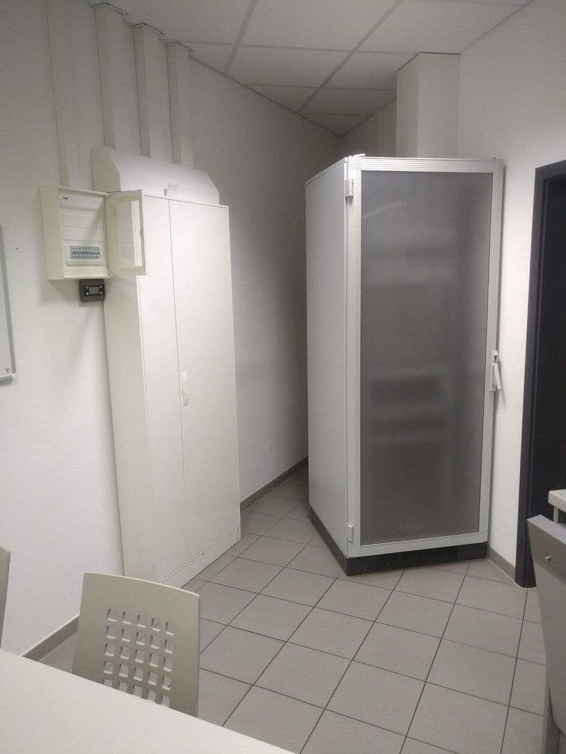 office to rent, 67 m², Poststraße 6, Berga-Wünschendorf, Thuringia office to rent, 67 m², Poststraße 6, Berga-Wünschendorf, Thuringia