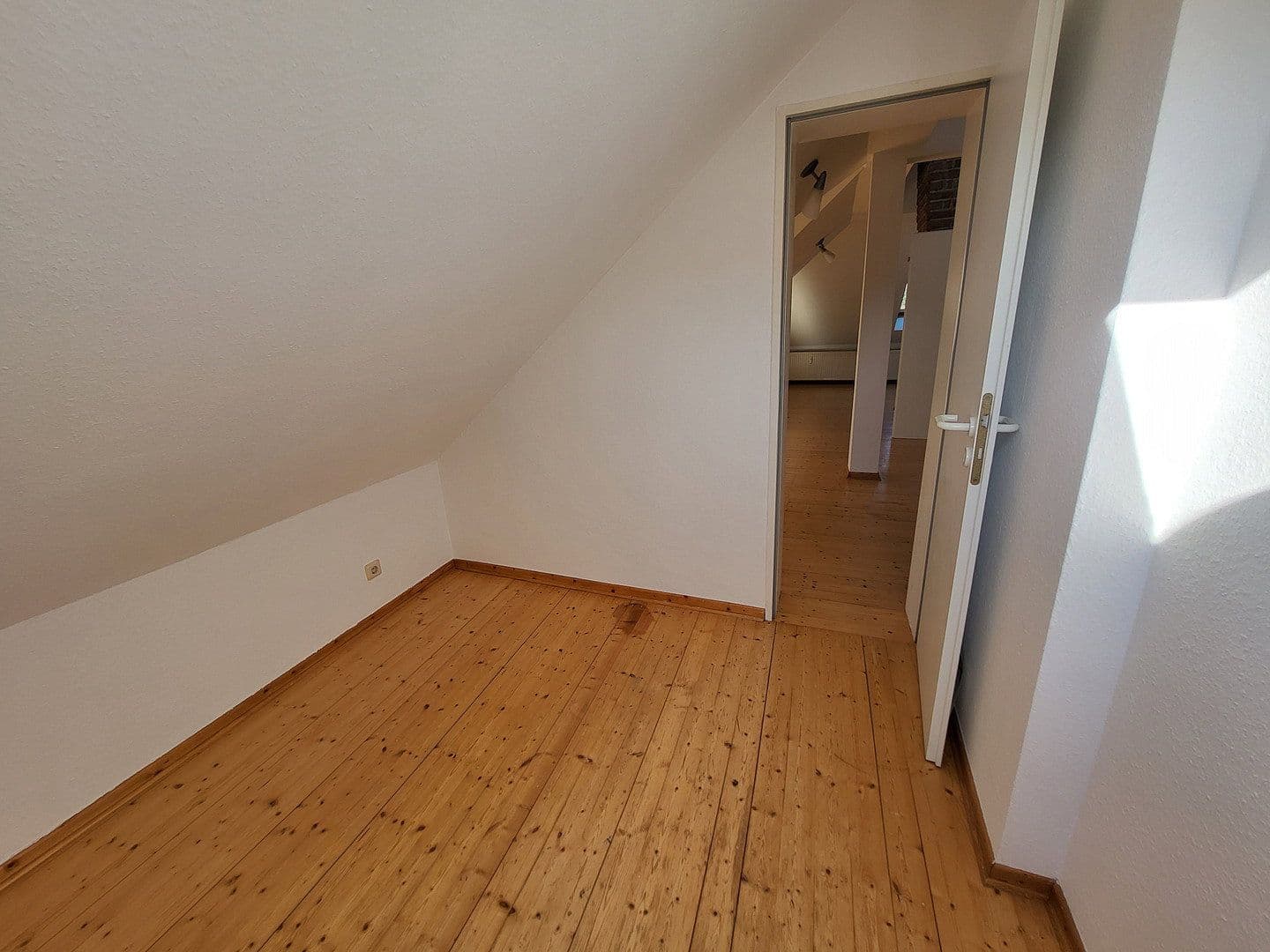 3 bedroom flat to rent, 1 m², Baurat-Gerber-Straße 18, Göttingen, Lower Saxony 3 bedroom flat to rent, 1 m², Baurat-Gerber-Straße 18, Göttingen, Lower Saxony