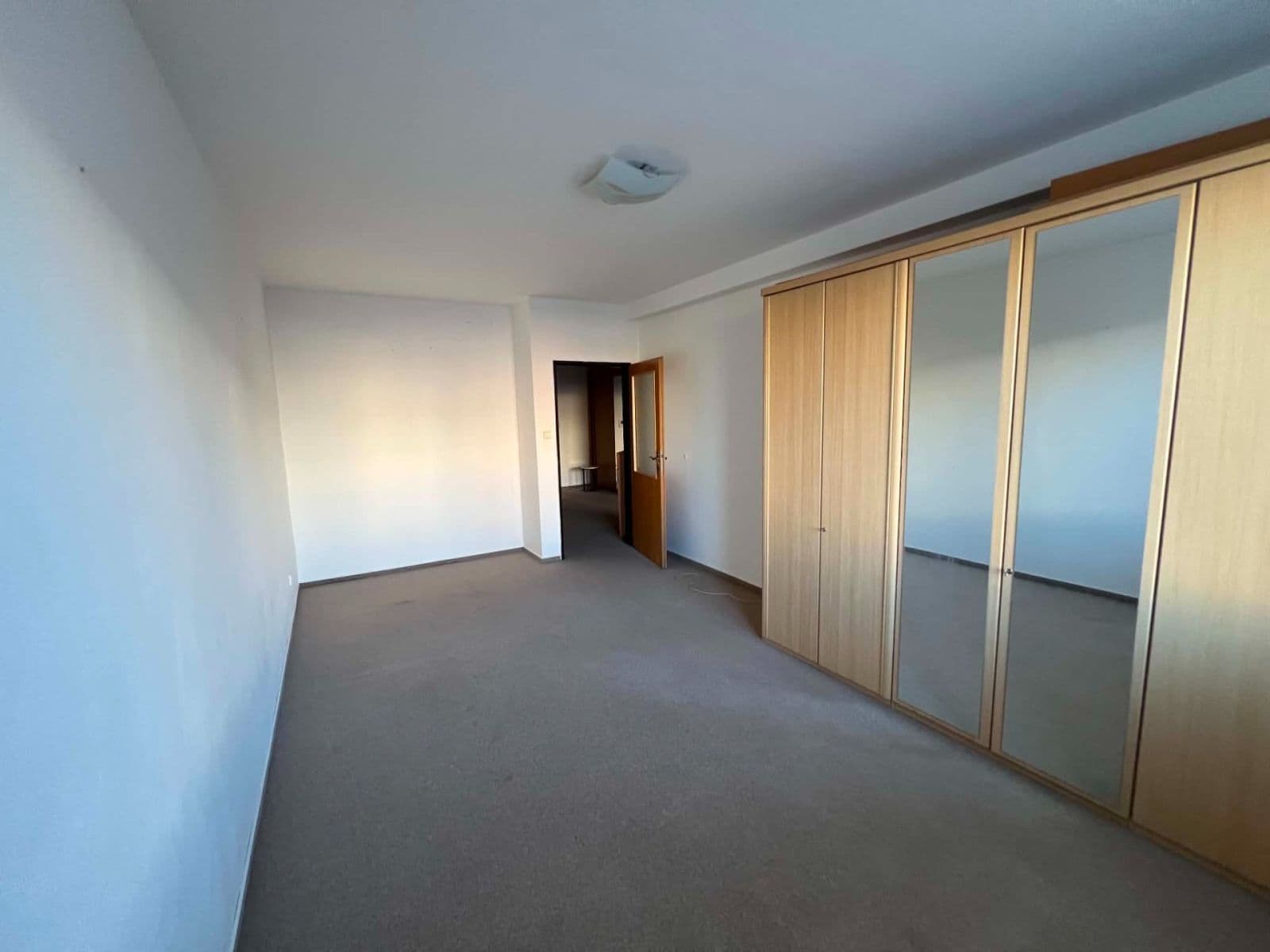 1 bedroom with open-plan kitchen flat to rent, 72 m², Majdalenky, Brno, Jihomoravský Region 1 bedroom with open-plan kitchen flat to rent, 72 m², Majdalenky, Brno, Jihomoravský Region