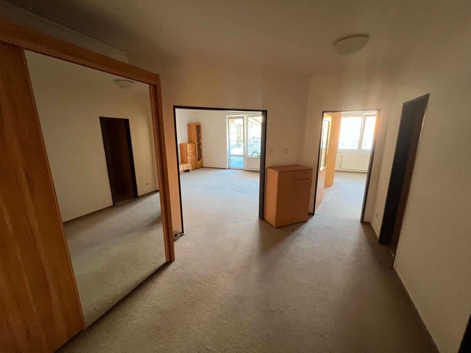1 bedroom with open-plan kitchen flat to rent, 72 m², Majdalenky, Brno, Jihomoravský Region 1 bedroom with open-plan kitchen flat to rent, 72 m², Majdalenky, Brno, Jihomoravský Region