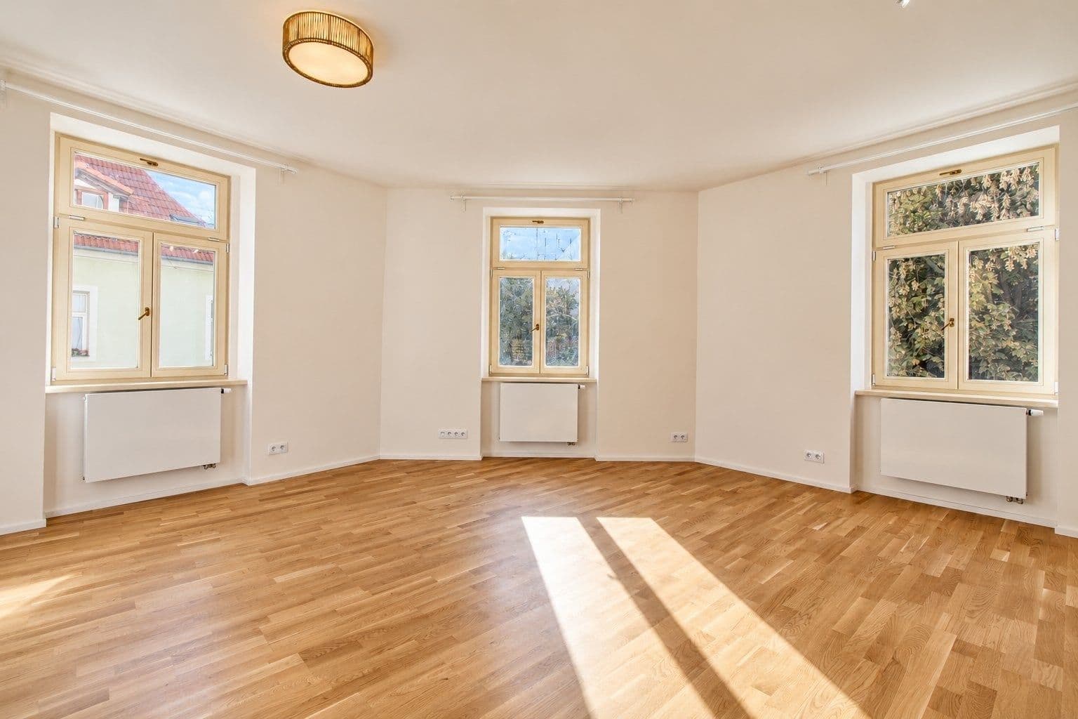 1 bedroom with open-plan kitchen flat to rent, 57 m², Magistrů, Prague, Prague 1 bedroom with open-plan kitchen flat to rent, 57 m², Magistrů, Prague, Prague