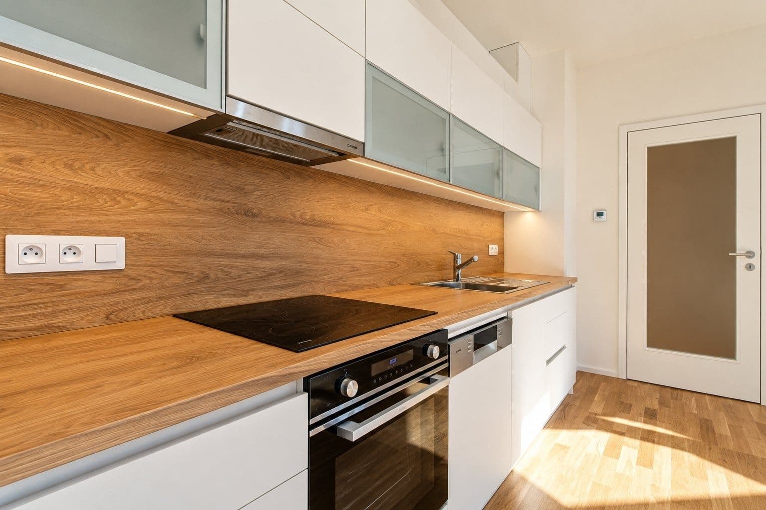 1 bedroom with open-plan kitchen flat to rent, 57 m², Magistrů, Prague, Prague 1 bedroom with open-plan kitchen flat to rent, 57 m², Magistrů, Prague, Prague