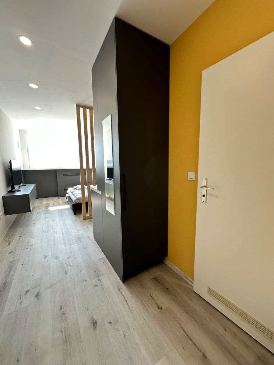 Studio flat to rent, 24 m², Děčínská, Prague, Prague Studio flat to rent, 24 m², Děčínská, Prague, Prague