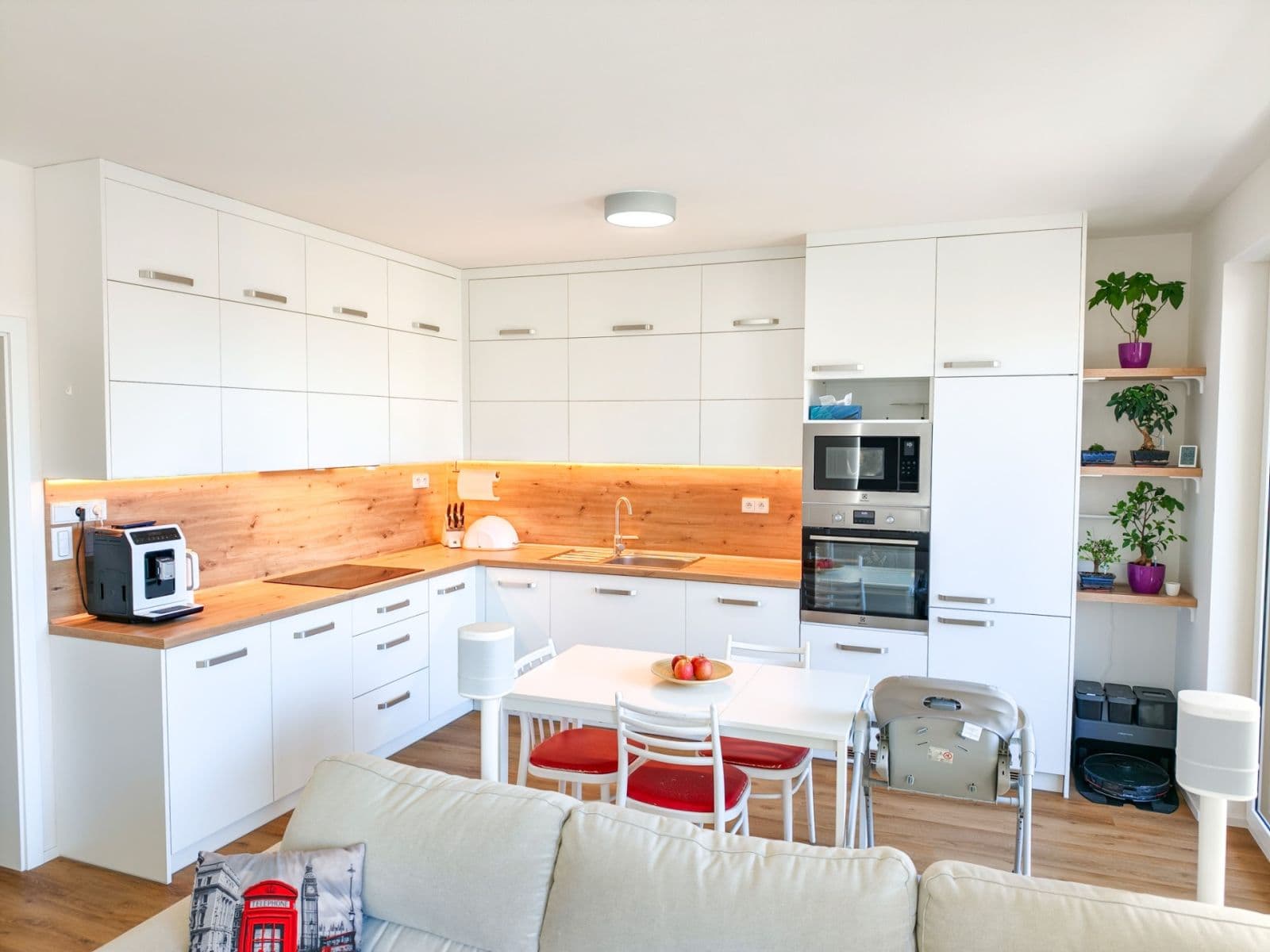 3 bedroom with open-plan kitchen flat for sale, 100 m², Plzeň, Plzeňský Region 3 bedroom with open-plan kitchen flat for sale, 100 m², Plzeň, Plzeňský Region