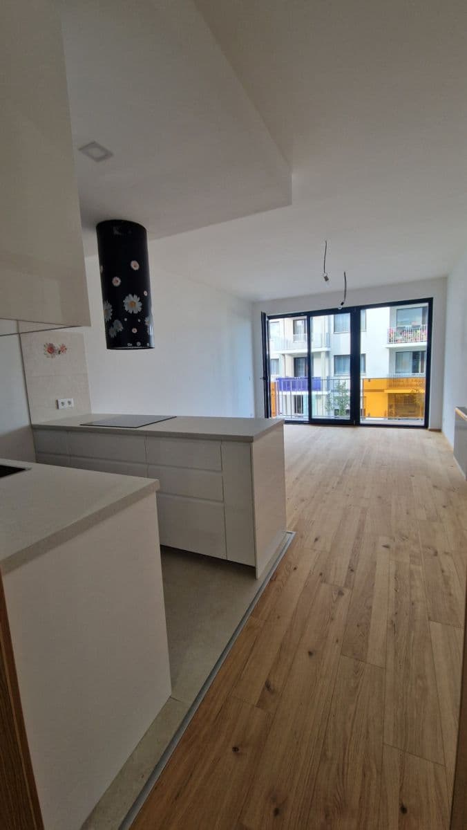 1 bedroom with open-plan kitchen flat to rent, 51 m², K Beranovu, Prague, Prague 1 bedroom with open-plan kitchen flat to rent, 51 m², K Beranovu, Prague, Prague