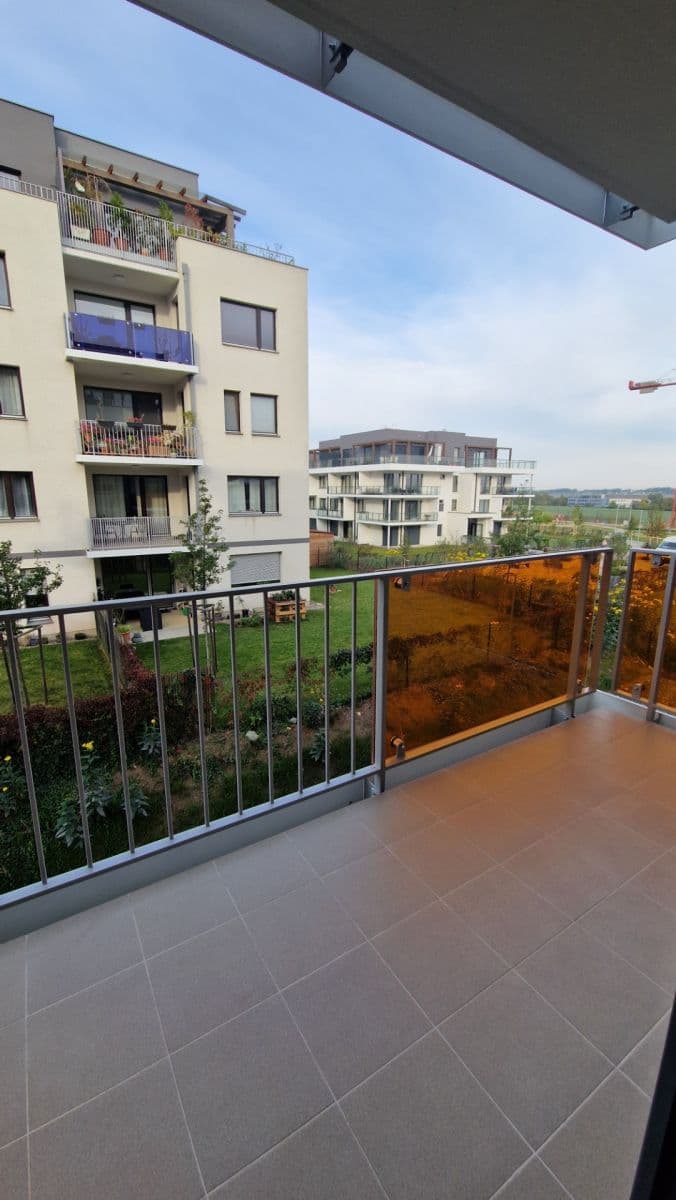 1 bedroom with open-plan kitchen flat to rent, 51 m², K Beranovu, Prague, Prague 1 bedroom with open-plan kitchen flat to rent, 51 m², K Beranovu, Prague, Prague