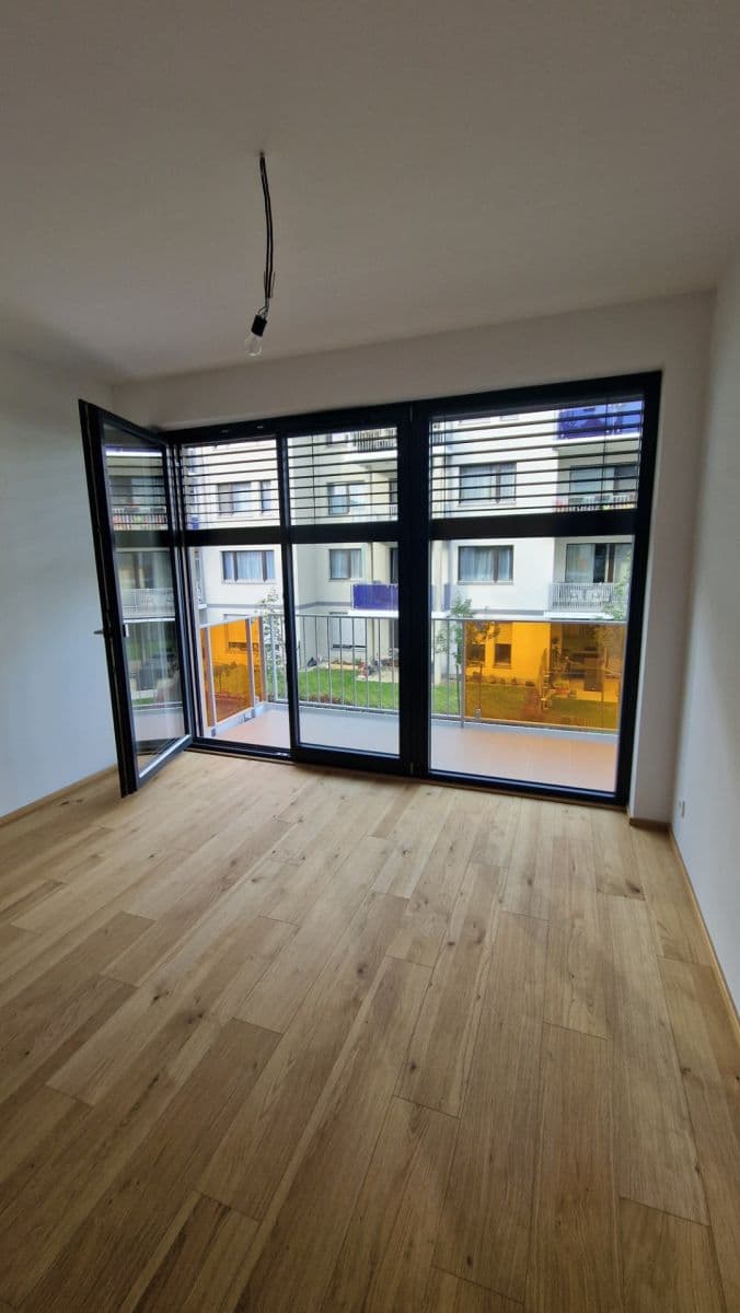 1 bedroom with open-plan kitchen flat to rent, 51 m², K Beranovu, Prague, Prague 1 bedroom with open-plan kitchen flat to rent, 51 m², K Beranovu, Prague, Prague