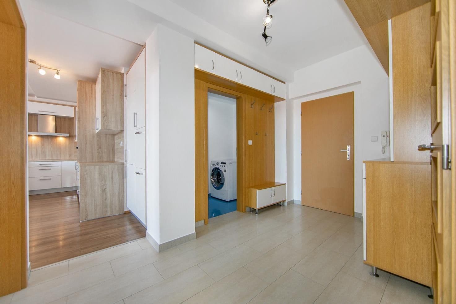 2 bedroom with open-plan kitchen flat for sale, 82 m², Otýlie Beníškové, Plzeň, Plzeňský Region 2 bedroom with open-plan kitchen flat for sale, 82 m², Otýlie Beníškové, Plzeň, Plzeňský Region