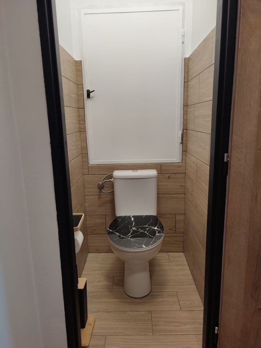 Small studio flat to rent, 27 m², Staničná, Trenčín, Trenčiansky Region Small studio flat to rent, 27 m², Staničná, Trenčín, Trenčiansky Region