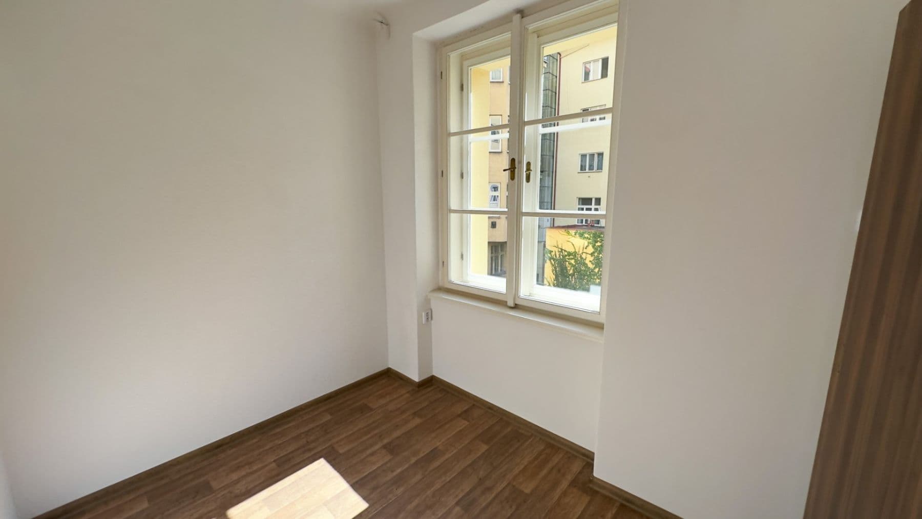 2 bedroom flat to rent, 37 m², Žerotínova, Prague, Prague 2 bedroom flat to rent, 37 m², Žerotínova, Prague, Prague