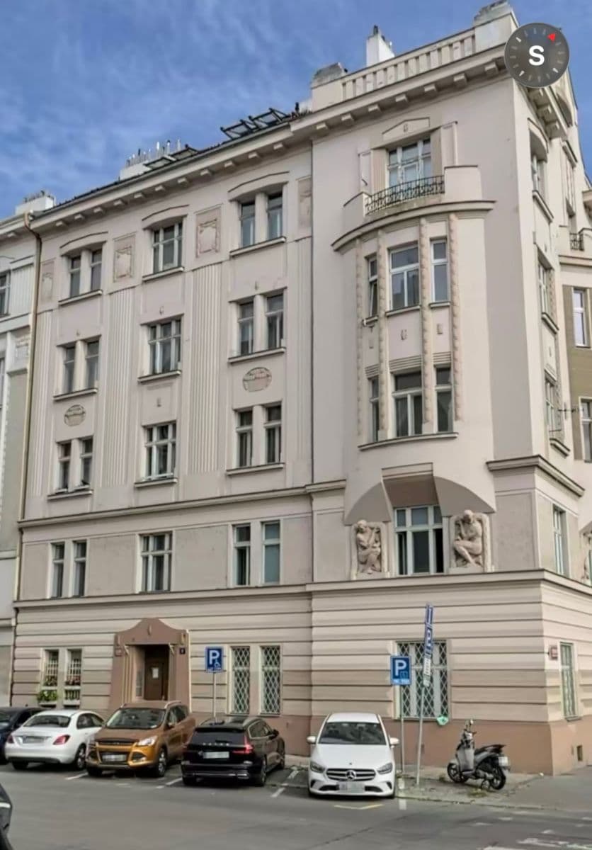 3 bedroom flat for sale, 124 m², Na Plzeňce, Prague, Prague 3 bedroom flat for sale, 124 m², Na Plzeňce, Prague, Prague