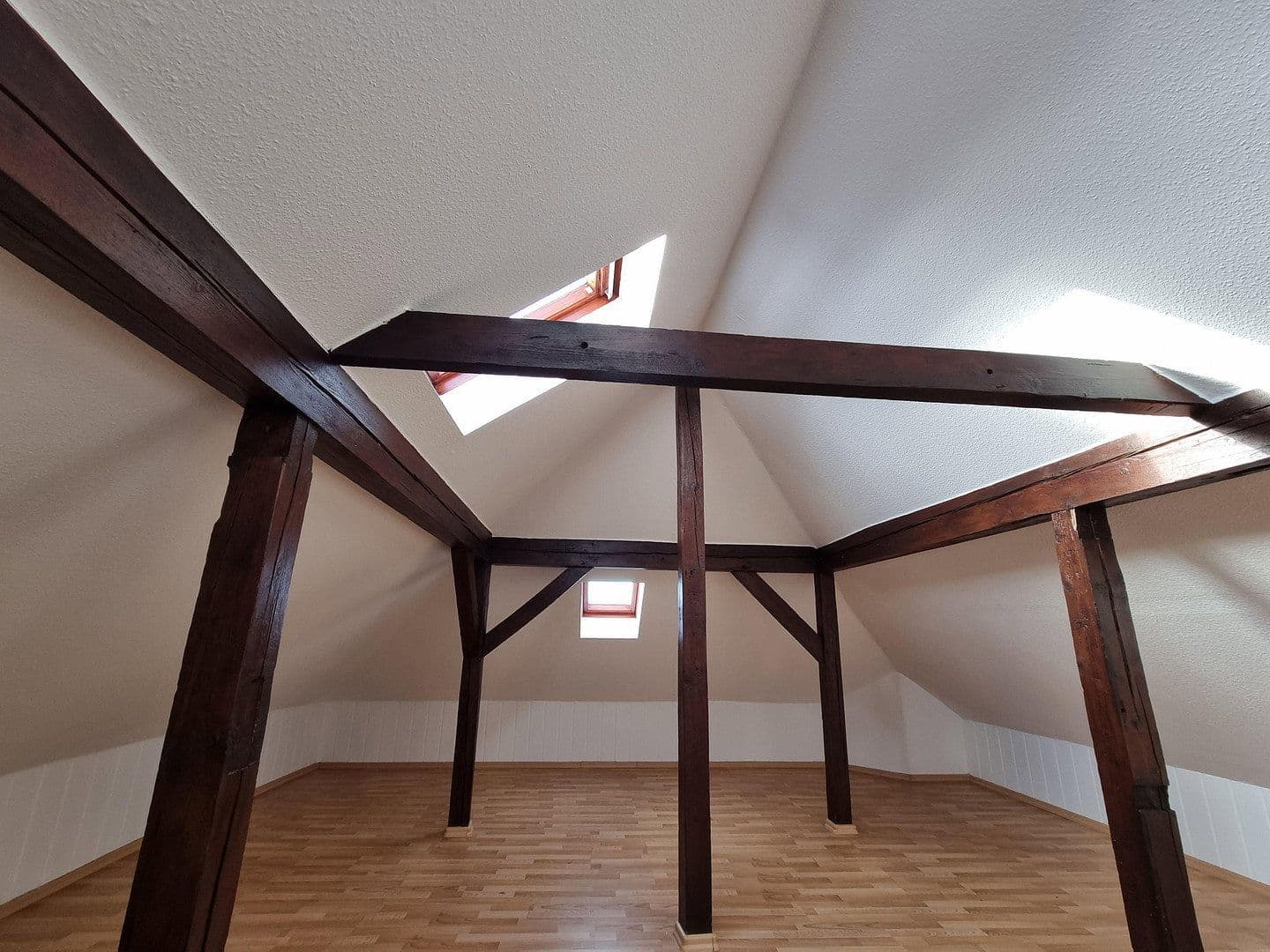 3 bedroom flat to rent, 92 m², Kitscherstr 10 H1, Crimmitschau, Saxony 3 bedroom flat to rent, 92 m², Kitscherstr 10 H1, Crimmitschau, Saxony