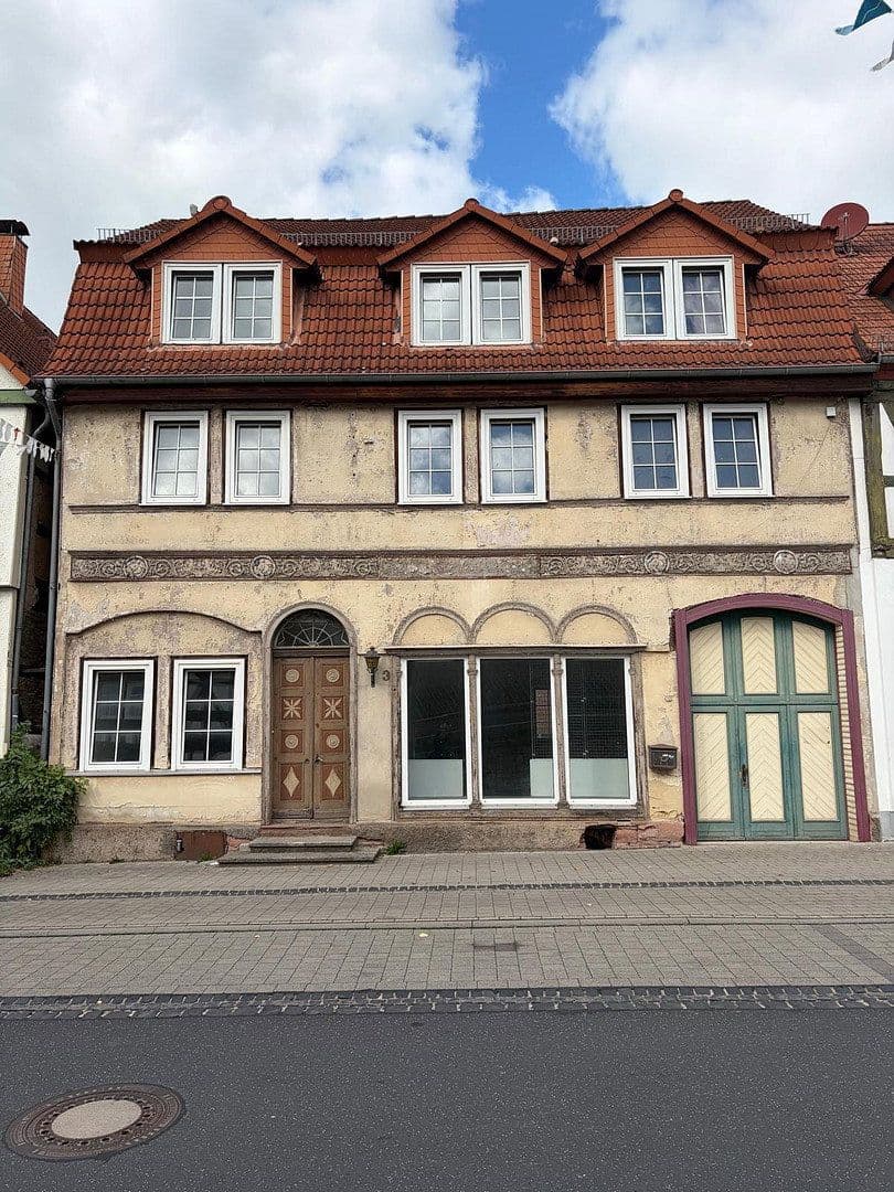 house for sale, 354 m², Lutherstrasse 3, Werra-Suhl-Tal, Thuringia house for sale, 354 m², Lutherstrasse 3, Werra-Suhl-Tal, Thuringia