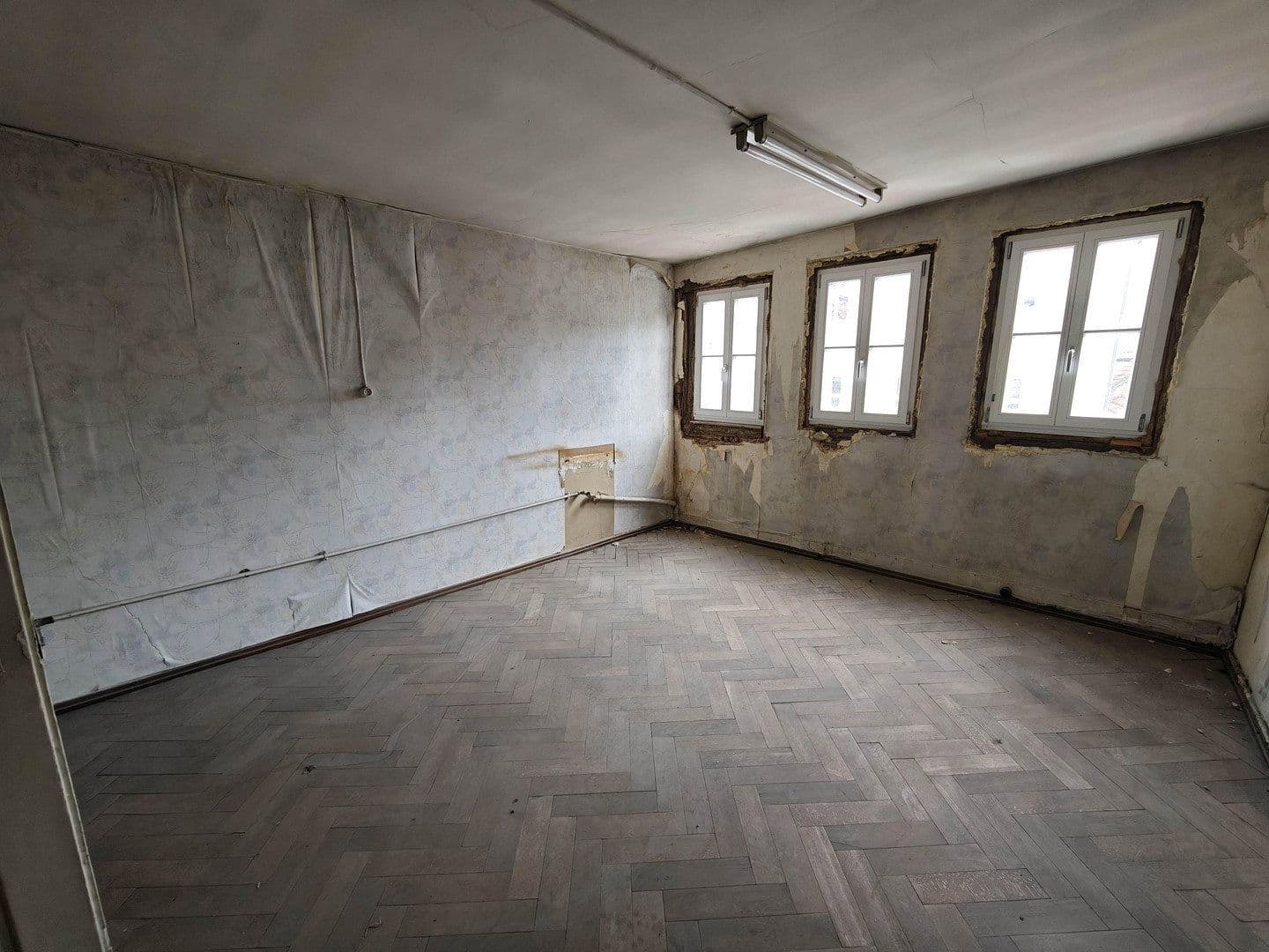 house for sale, 220 m², Spörleinstrasse 32, Bad Neustadt an der Saale, Bavaria house for sale, 220 m², Spörleinstrasse 32, Bad Neustadt an der Saale, Bavaria