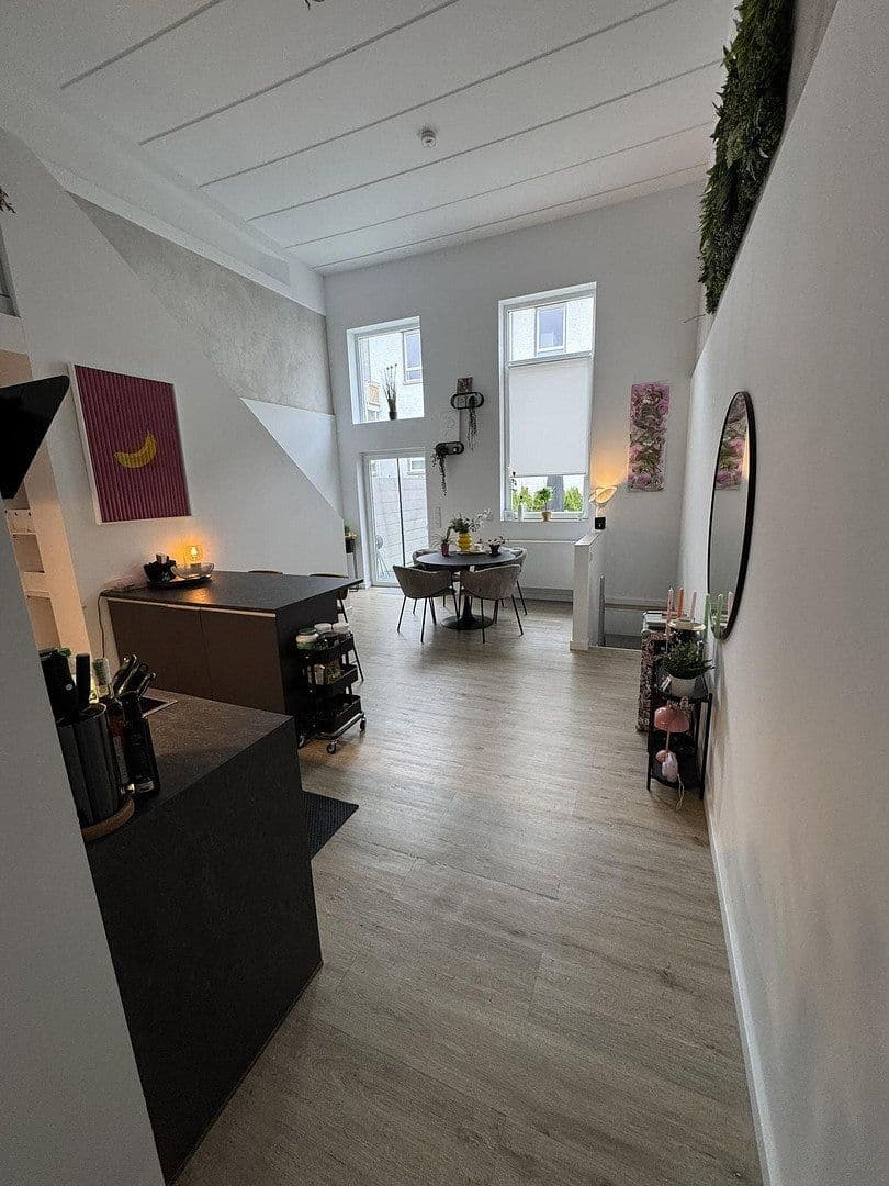 2 bedroom with open-plan kitchen flat to rent, 173 m², Würzburg, Bavaria 2 bedroom with open-plan kitchen flat to rent, 173 m², Würzburg, Bavaria