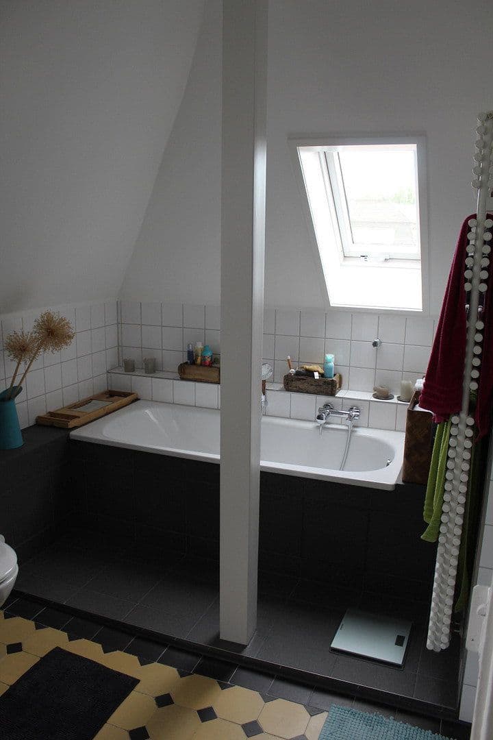 2 bedroom with open-plan kitchen flat to rent, 91 m², Kirchentellinsfurt, Baden-Württemberg 2 bedroom with open-plan kitchen flat to rent, 91 m², Kirchentellinsfurt, Baden-Württemberg