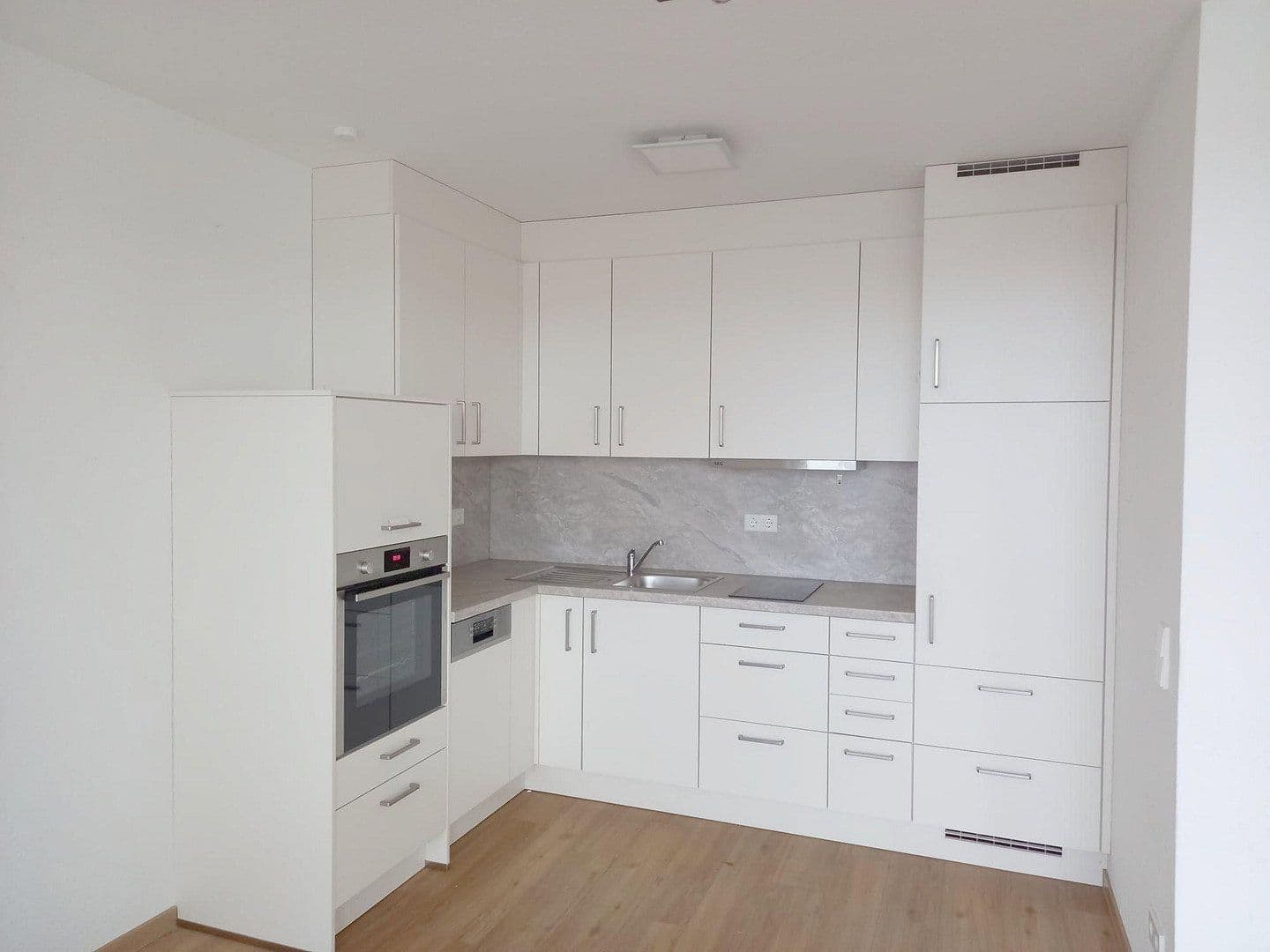 2 bedroom flat to rent, 47 m², Tamm, Baden-Württemberg 2 bedroom flat to rent, 47 m², Tamm, Baden-Württemberg