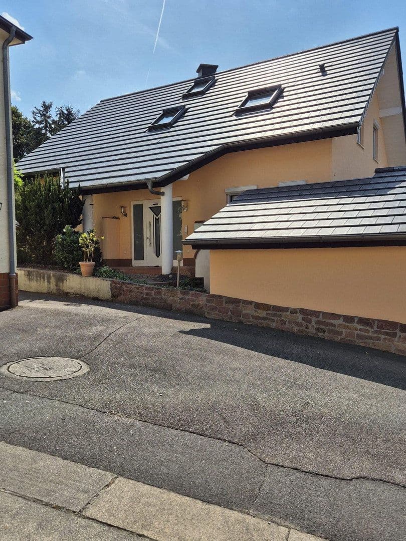 house for sale, 160 m², Alte Steigstraße 1, Bammental, Baden-Württemberg house for sale, 160 m², Alte Steigstraße 1, Bammental, Baden-Württemberg