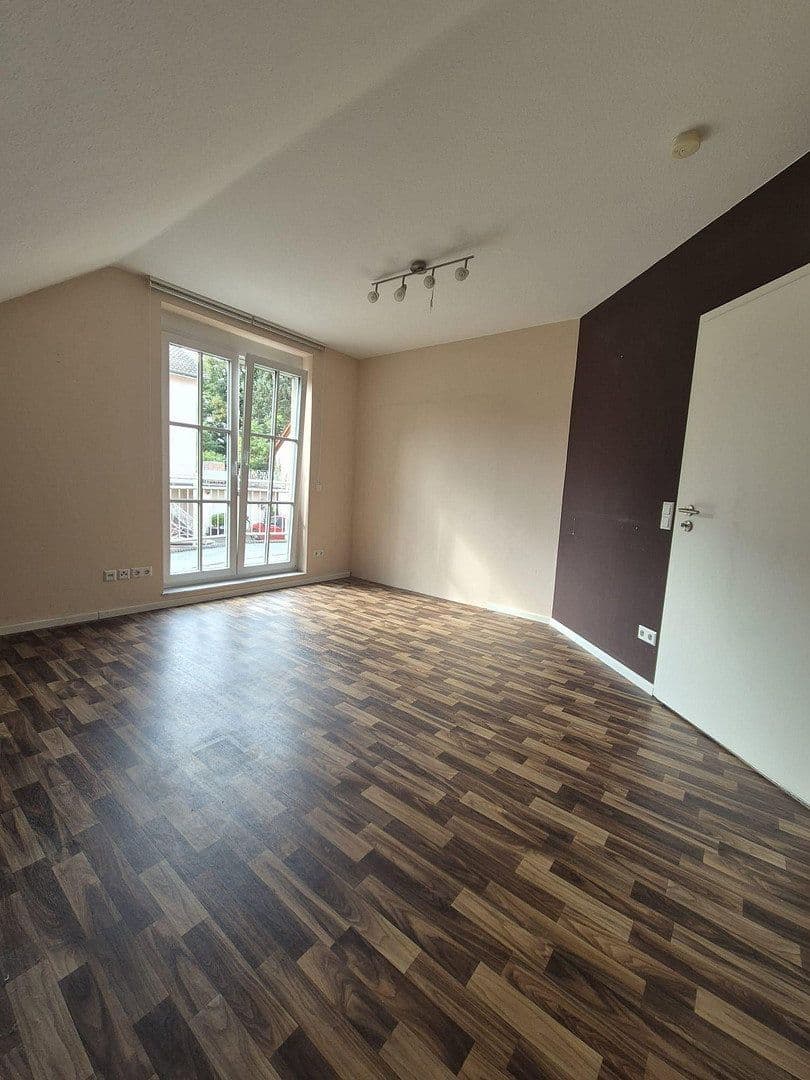 house for sale, 160 m², Alte Steigstraße 1, Bammental, Baden-Württemberg house for sale, 160 m², Alte Steigstraße 1, Bammental, Baden-Württemberg