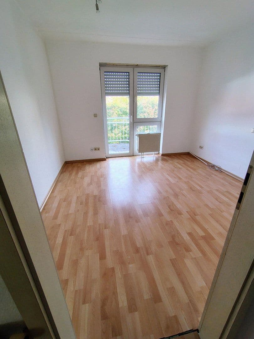 2 bedroom with open-plan kitchen flat to rent, 92 m², Im Hohlweg 36, Sulzbach (Taunus), Hesse 2 bedroom with open-plan kitchen flat to rent, 92 m², Im Hohlweg 36, Sulzbach (Taunus), Hesse