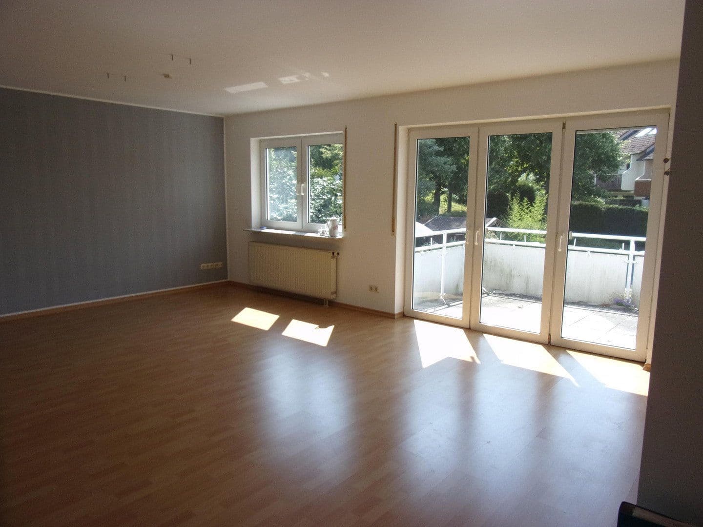 2 bedroom with open-plan kitchen flat to rent, 92 m², Im Hohlweg 36, Sulzbach (Taunus), Hesse 2 bedroom with open-plan kitchen flat to rent, 92 m², Im Hohlweg 36, Sulzbach (Taunus), Hesse