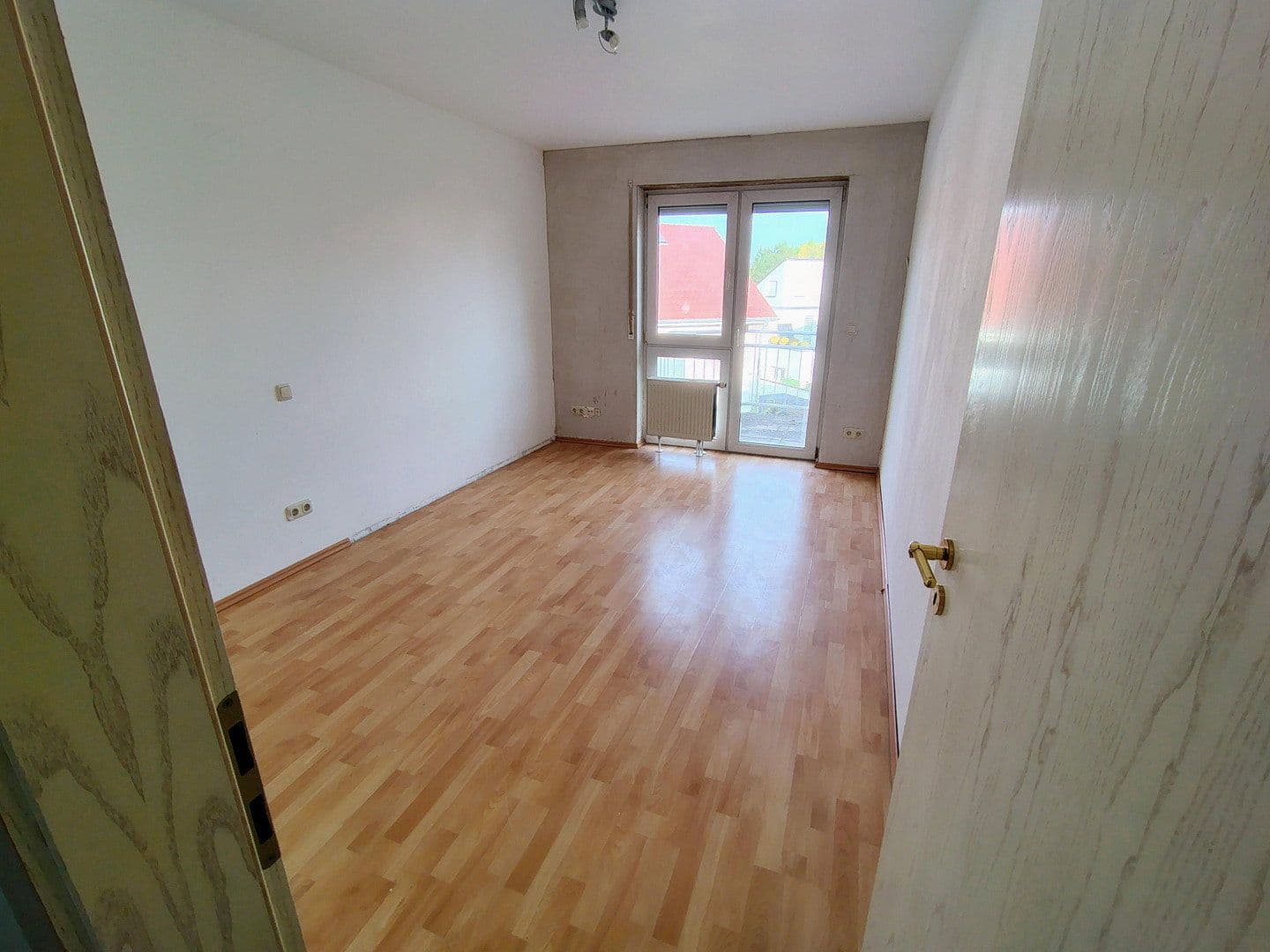 2 bedroom with open-plan kitchen flat to rent, 92 m², Im Hohlweg 36, Sulzbach (Taunus), Hesse 2 bedroom with open-plan kitchen flat to rent, 92 m², Im Hohlweg 36, Sulzbach (Taunus), Hesse