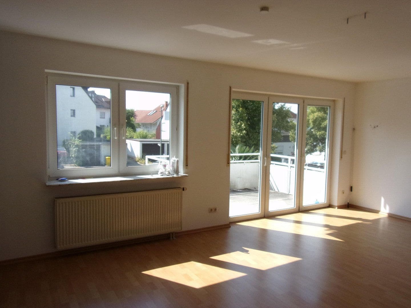 2 bedroom with open-plan kitchen flat to rent, 92 m², Im Hohlweg 36, Sulzbach (Taunus), Hesse 2 bedroom with open-plan kitchen flat to rent, 92 m², Im Hohlweg 36, Sulzbach (Taunus), Hesse