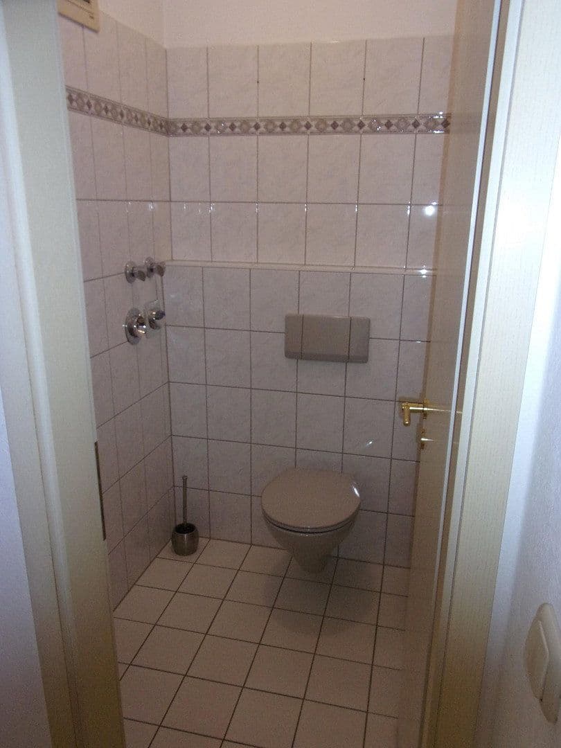 2 bedroom with open-plan kitchen flat to rent, 92 m², Im Hohlweg 36, Sulzbach (Taunus), Hesse 2 bedroom with open-plan kitchen flat to rent, 92 m², Im Hohlweg 36, Sulzbach (Taunus), Hesse
