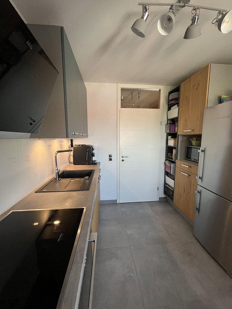 4 bedroom flat for sale, 92 m², Bobenheim-Roxheim, Rhineland-Palatinate 4 bedroom flat for sale, 92 m², Bobenheim-Roxheim, Rhineland-Palatinate