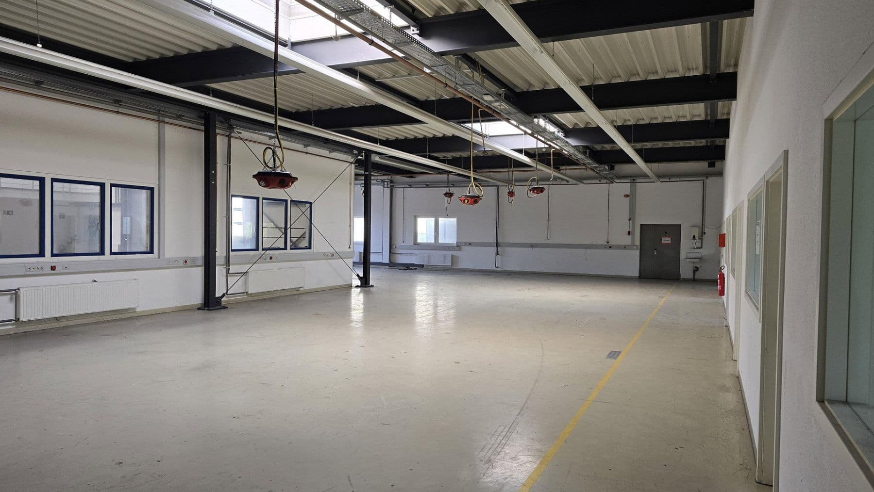 non-residential property to rent, 3,200 m², Steinung 3/1, Jettingen, Baden-Württemberg non-residential property to rent, 3,200 m², Steinung 3/1, Jettingen, Baden-Württemberg