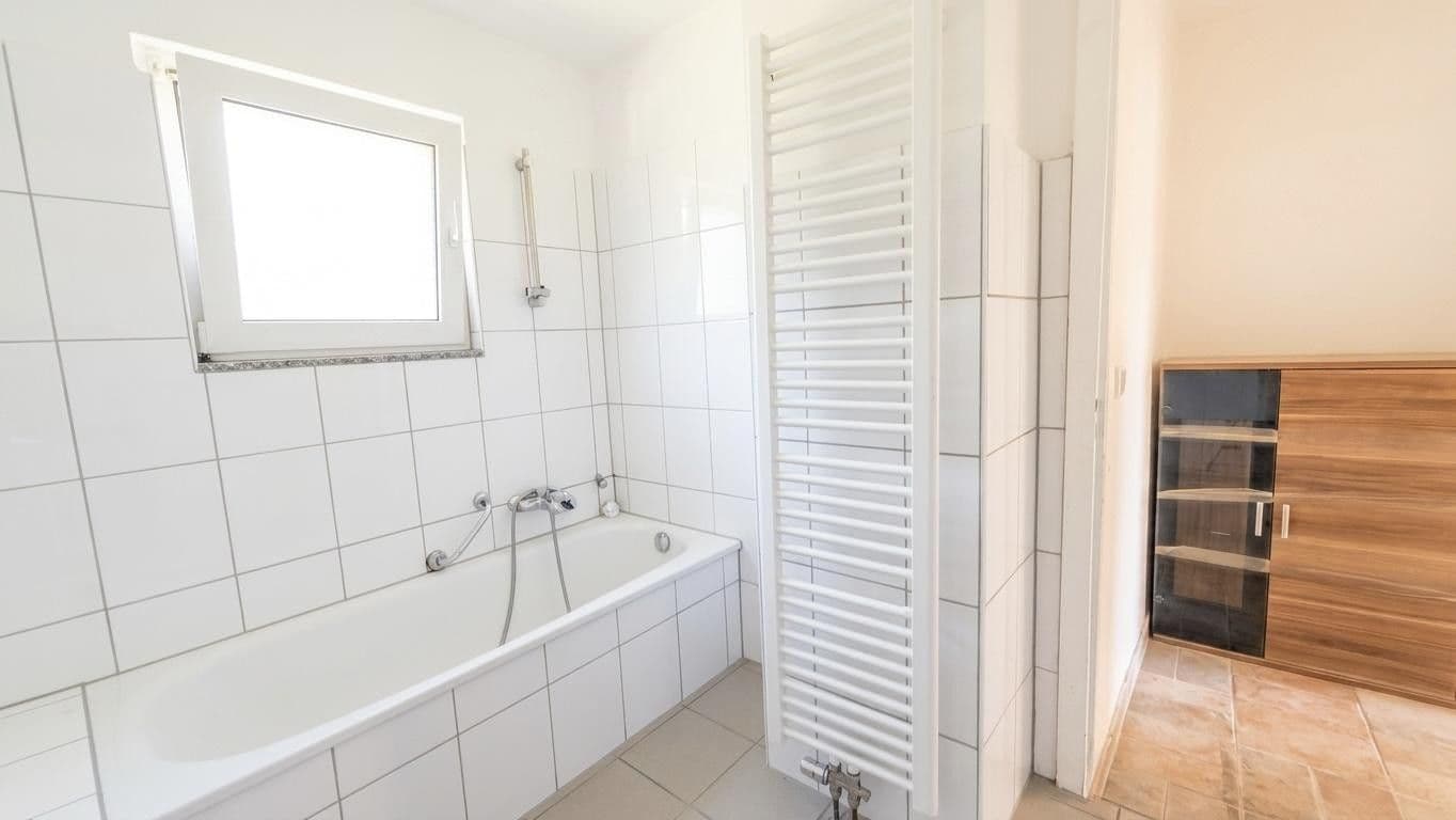 1 bedroom with open-plan kitchen flat to rent, 63 m², Odenthaler Straße 297, Köln, North Rhine-Westphalia 1 bedroom with open-plan kitchen flat to rent, 63 m², Odenthaler Straße 297, Köln, North Rhine-Westphalia