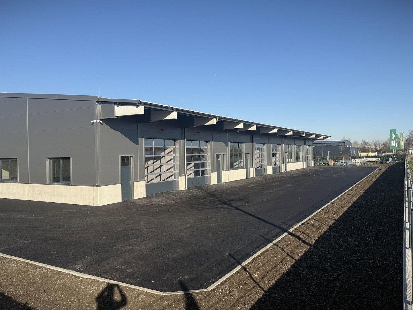 non-residential property to rent, 2,082 m², Gewerbepark B17 / II / Straße 3 / Objekt 11, Teesdorf, Lower Austria non-residential property to rent, 2,082 m², Gewerbepark B17 / II / Straße 3 / Objekt 11, Teesdorf, Lower Austria