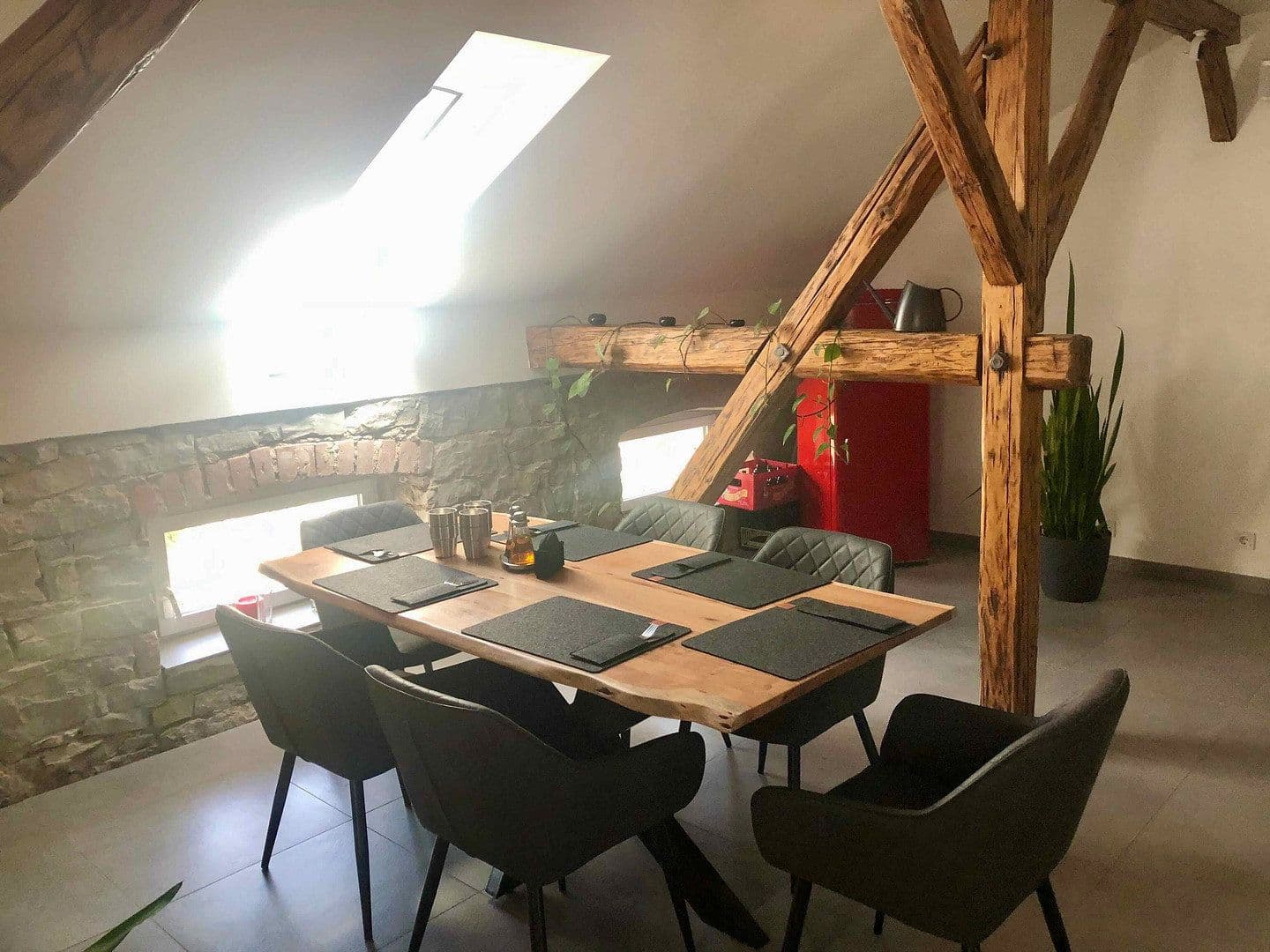 2 bedroom with open-plan kitchen flat to rent, 135 m², Kitzingen, Bavaria 2 bedroom with open-plan kitchen flat to rent, 135 m², Kitzingen, Bavaria
