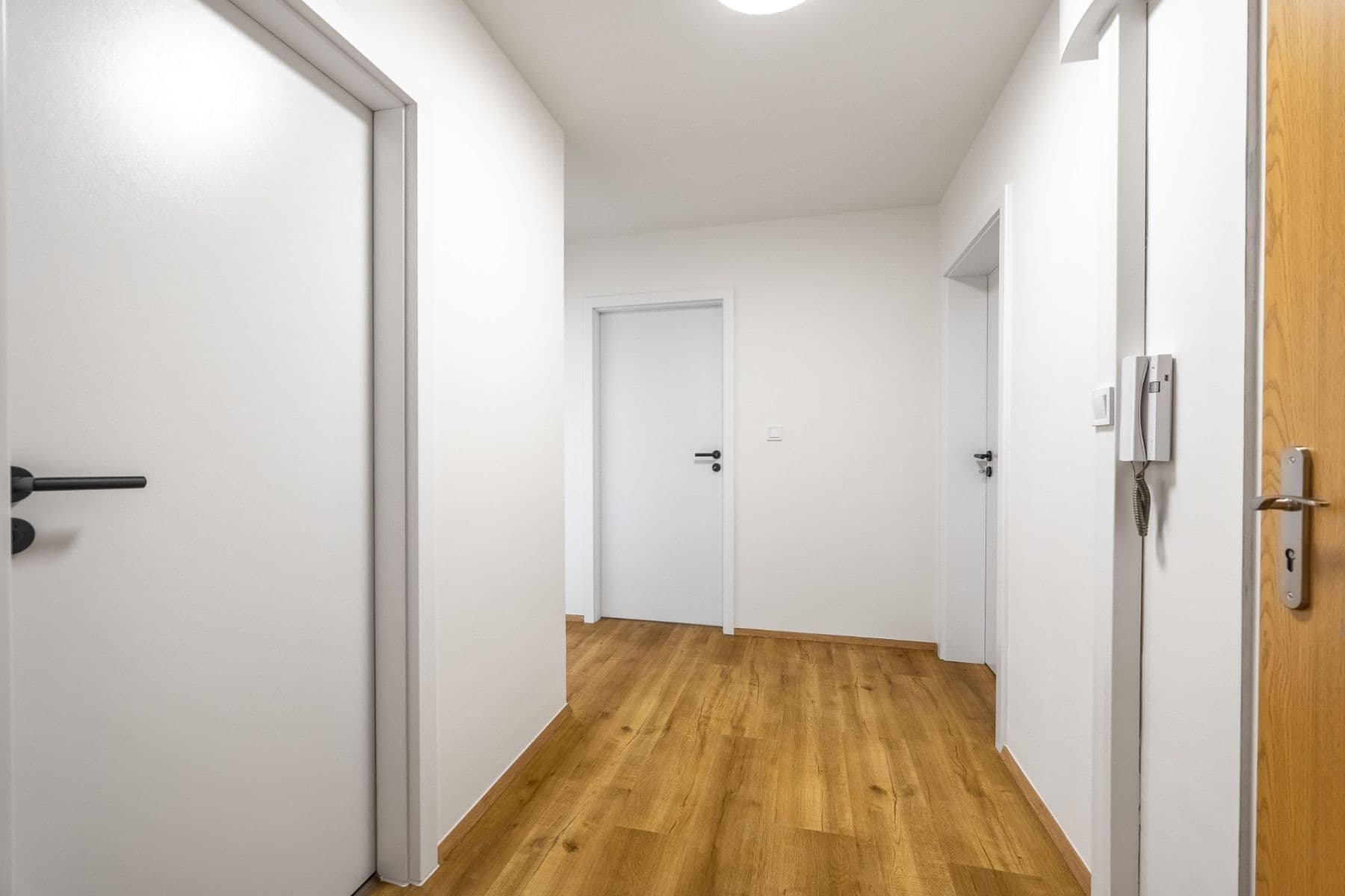 2 bedroom with open-plan kitchen flat for sale, 68 m², Petýrkova, Prague, Prague 2 bedroom with open-plan kitchen flat for sale, 68 m², Petýrkova, Prague, Prague