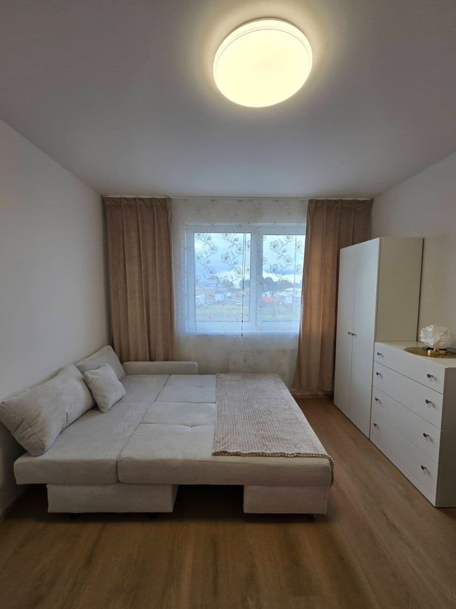 Studio flat to rent, 26 m², Za Novákovou zahradou, Prague, Prague Studio flat to rent, 26 m², Za Novákovou zahradou, Prague, Prague