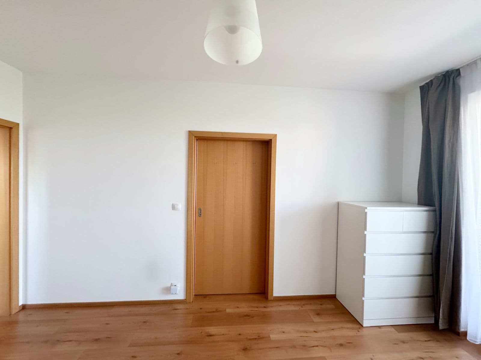 1 bedroom with open-plan kitchen flat to rent, 62 m², Generála Šišky, Prague, Prague 1 bedroom with open-plan kitchen flat to rent, 62 m², Generála Šišky, Prague, Prague