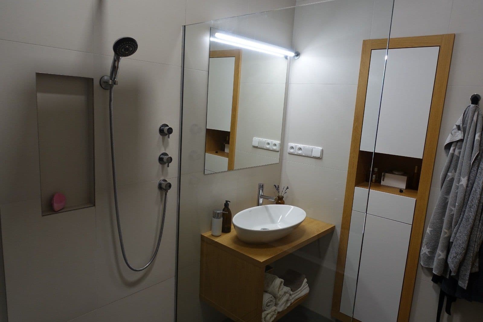 2 bedroom with open-plan kitchen flat to rent, 77 m², Špitálka, Brno, Jihomoravský Region 2 bedroom with open-plan kitchen flat to rent, 77 m², Špitálka, Brno, Jihomoravský Region