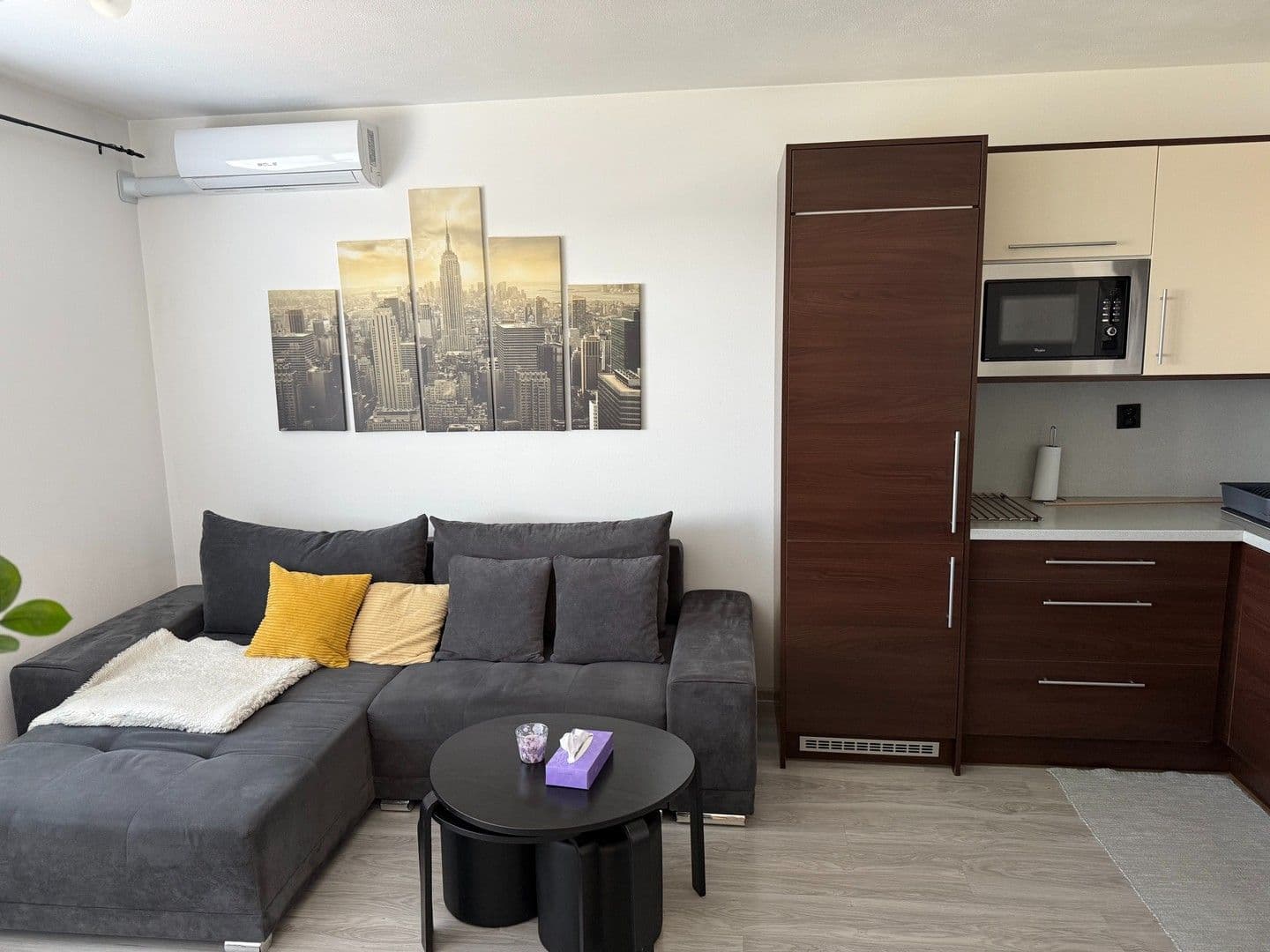 1 bedroom with open-plan kitchen flat to rent, 50 m², Hlavná, Nová Dedinka, Bratislavský Region 1 bedroom with open-plan kitchen flat to rent, 50 m², Hlavná, Nová Dedinka, Bratislavský Region