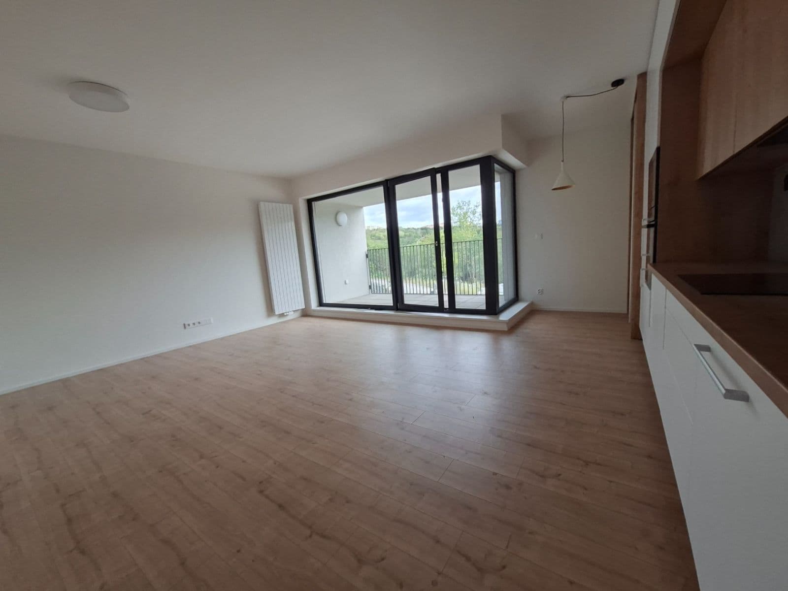 2 bedroom with open-plan kitchen flat to rent, 86 m², Brno, Jihomoravský Region 2 bedroom with open-plan kitchen flat to rent, 86 m², Brno, Jihomoravský Region